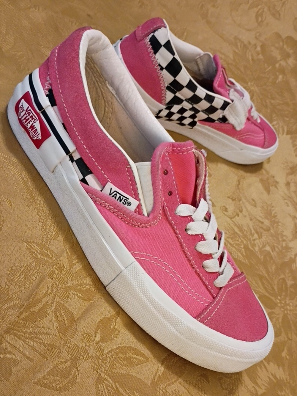 VANS Pink and Black Checkerboard Low Top Sneakers Women's 5.0 Men's 3.5